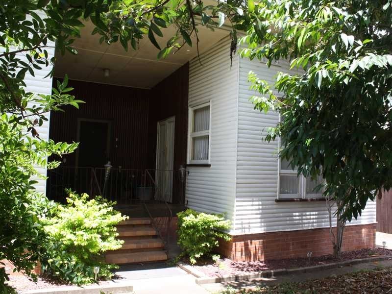 166 Old Pine Mountain Road, Brassall QLD 4305