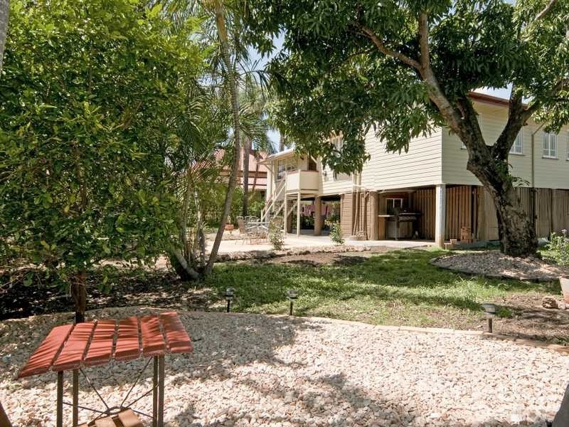 24 Downs Street, North Ipswich QLD 4305