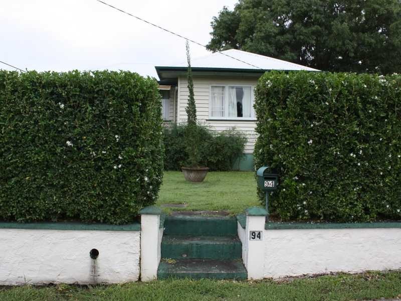 94a Blackstone Road, Silkstone QLD 4304