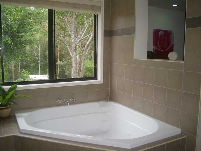 18 Carlock Promenade, Karalee QLD 4306