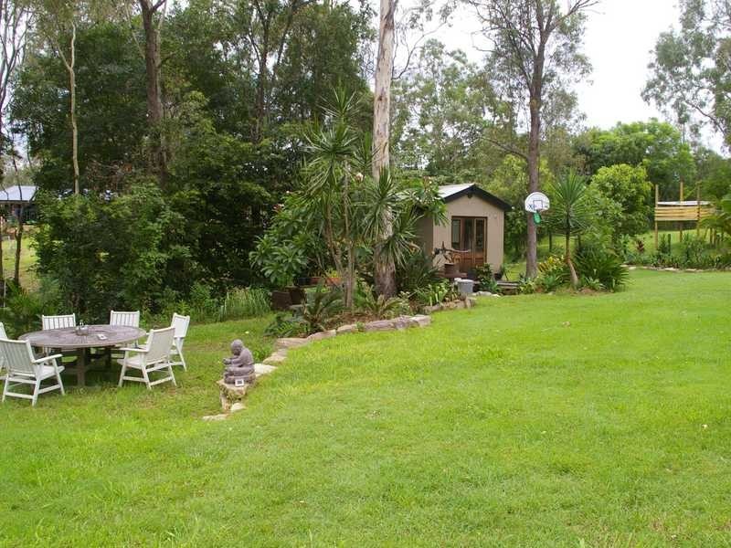 18 Carlock Promenade, Karalee QLD 4306