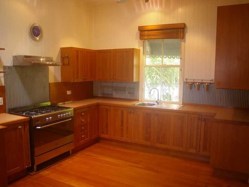 5 Sloman Street, Booval QLD 4304