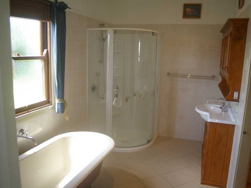 5 Sloman Street, Booval QLD 4304