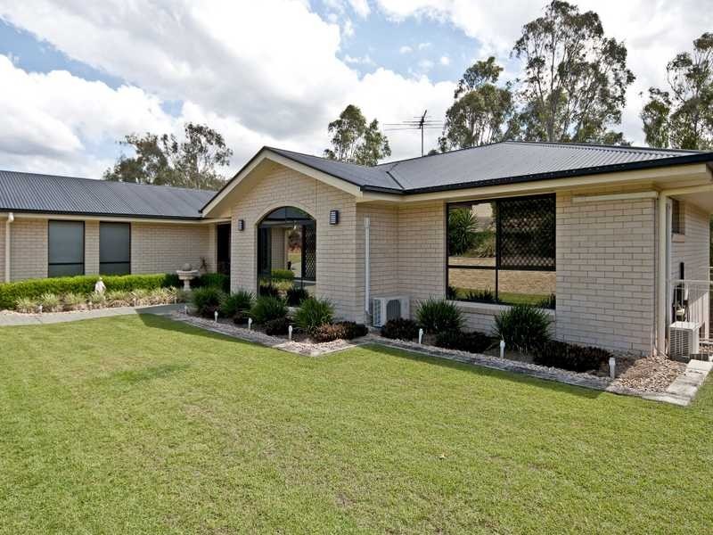 16 Jacana Crescent, Flinders View QLD 4305