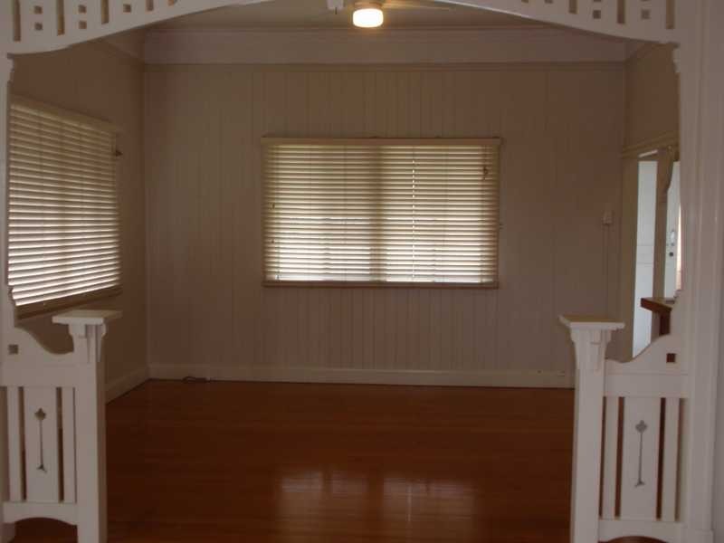 18 Pine Street, North Ipswich QLD 4305