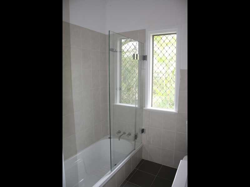 37 Samford Road, Leichhardt QLD 4305