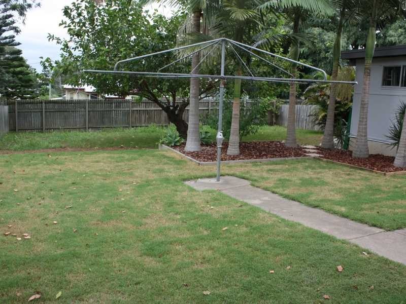 37 Samford Road, Leichhardt QLD 4305