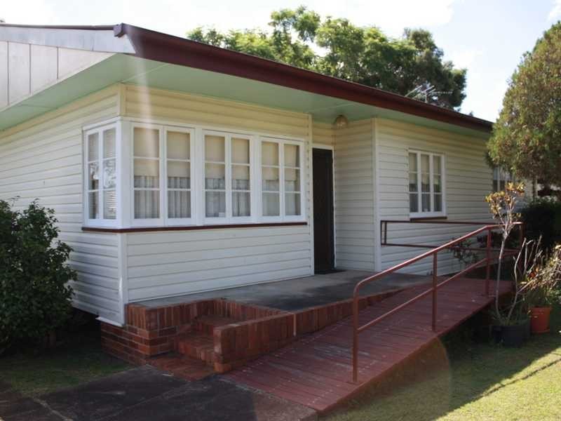 64 Dudleigh Street, North Booval QLD 4304