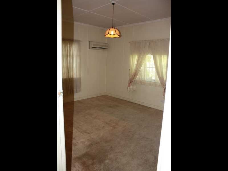 64 Dudleigh Street, North Booval QLD 4304