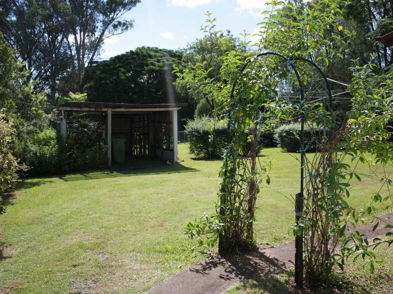 64 Dudleigh Street, North Booval QLD 4304