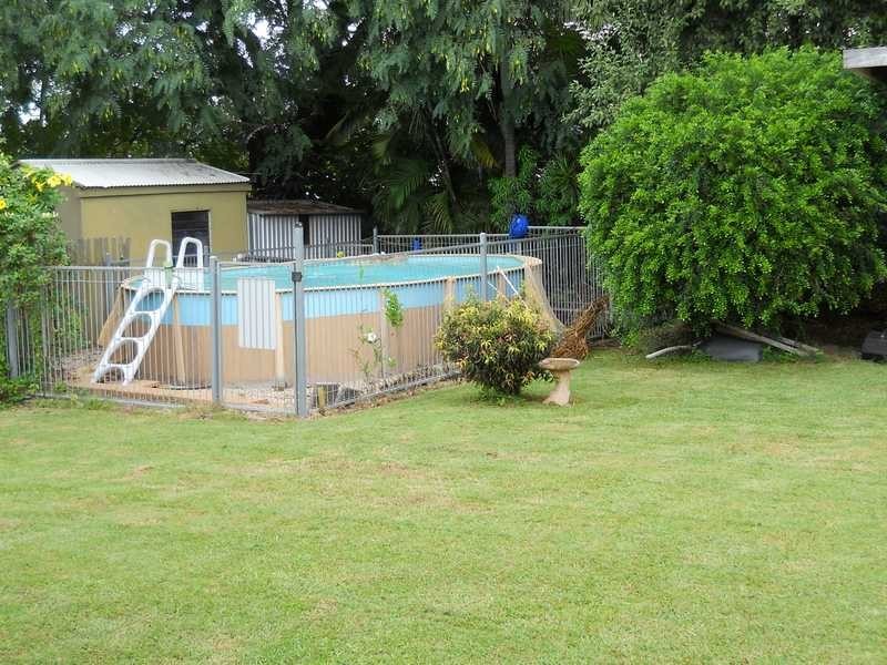 5 Heather Street, Silkstone QLD 4304