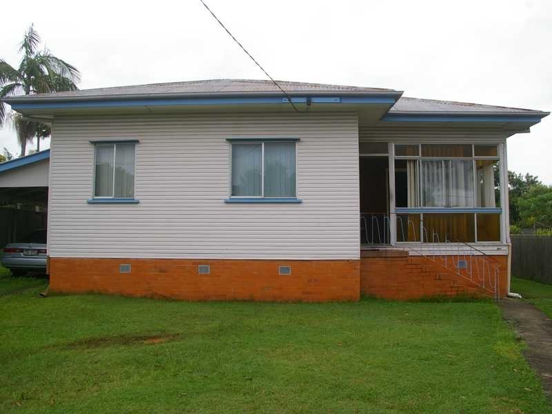 30 Nimmo Street, Booval QLD 4304