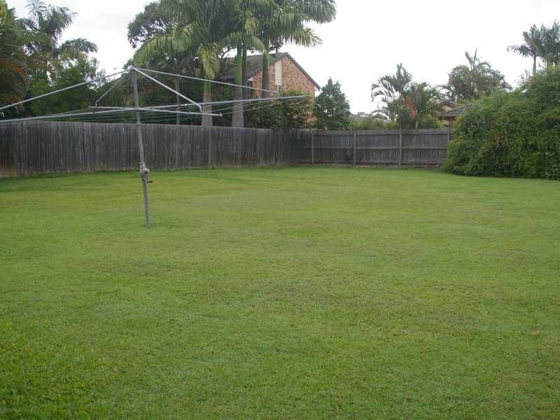 30 Nimmo Street, Booval QLD 4304