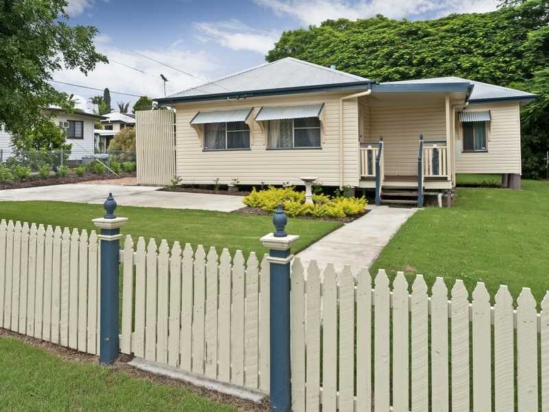 32 North Station Road, North Booval QLD 4304