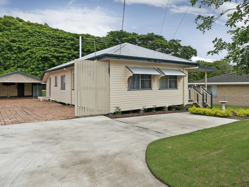32 North Station Road, North Booval QLD 4304