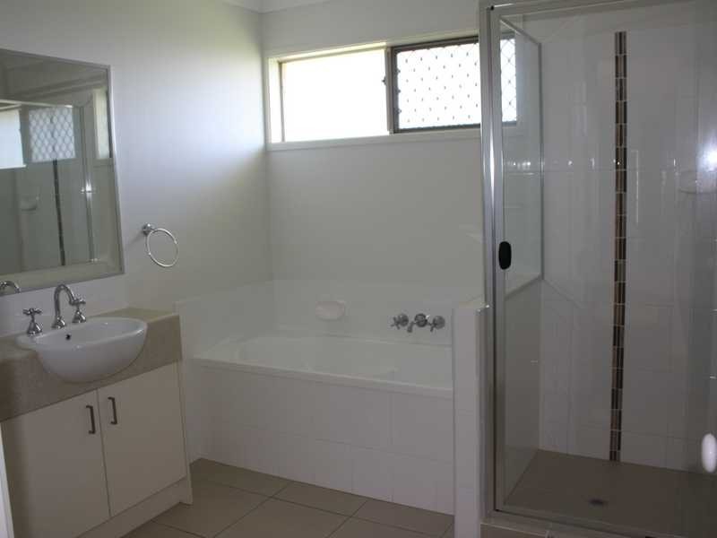 55 Nelson Street, Bundamba QLD 4304