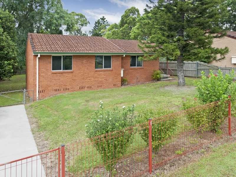 137 Willow Road, Redbank Plains QLD 4301