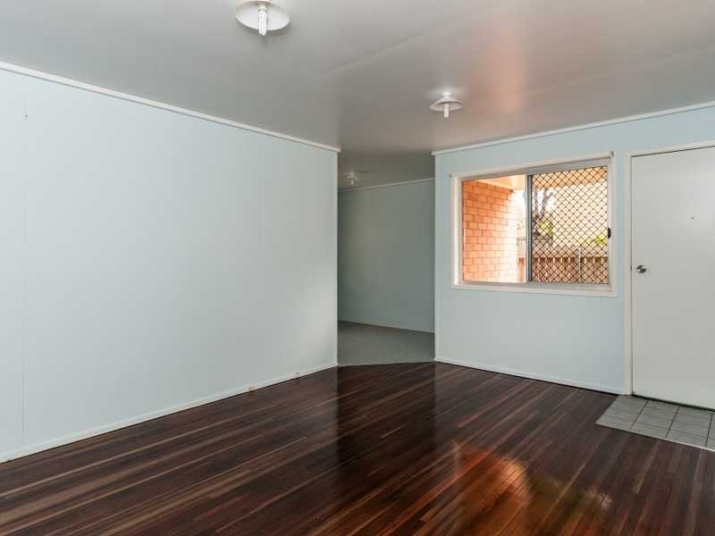 137 Willow Road, Redbank Plains QLD 4301
