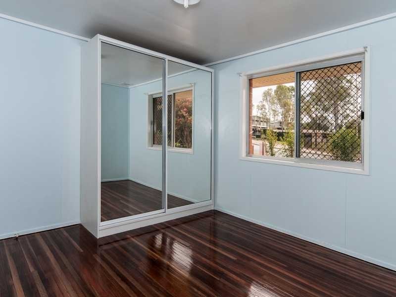 137 Willow Road, Redbank Plains QLD 4301