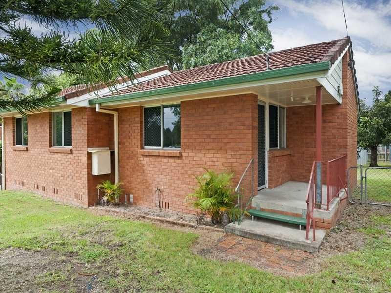 137 Willow Road, Redbank Plains QLD 4301