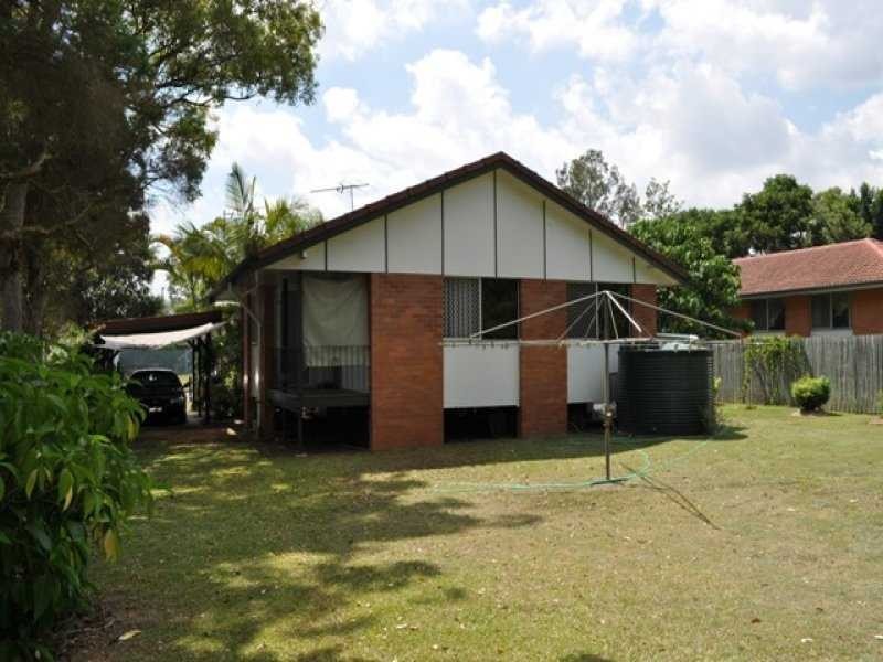 6 Ursula Street, Riverview QLD 4303