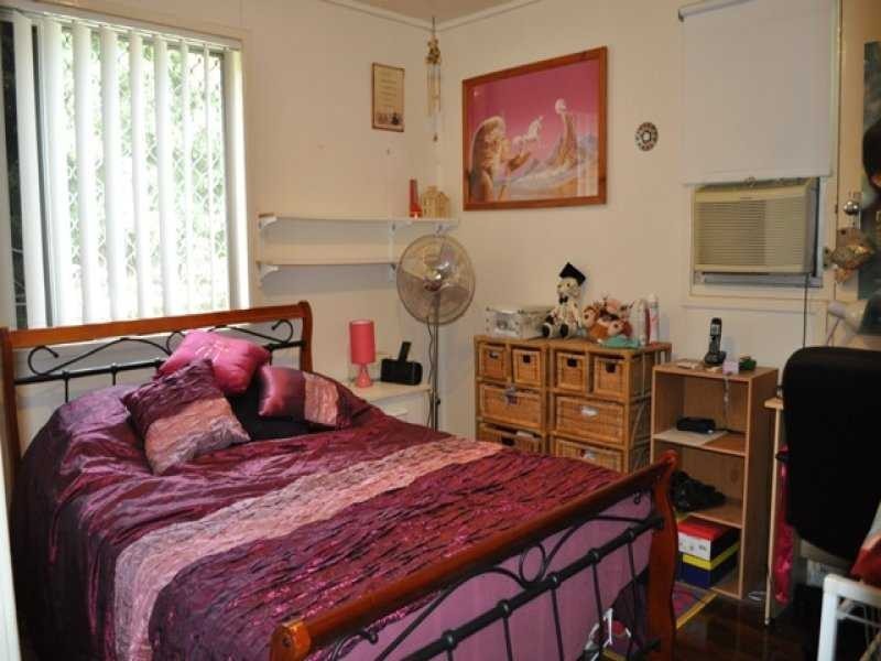 6 Ursula Street, Riverview QLD 4303