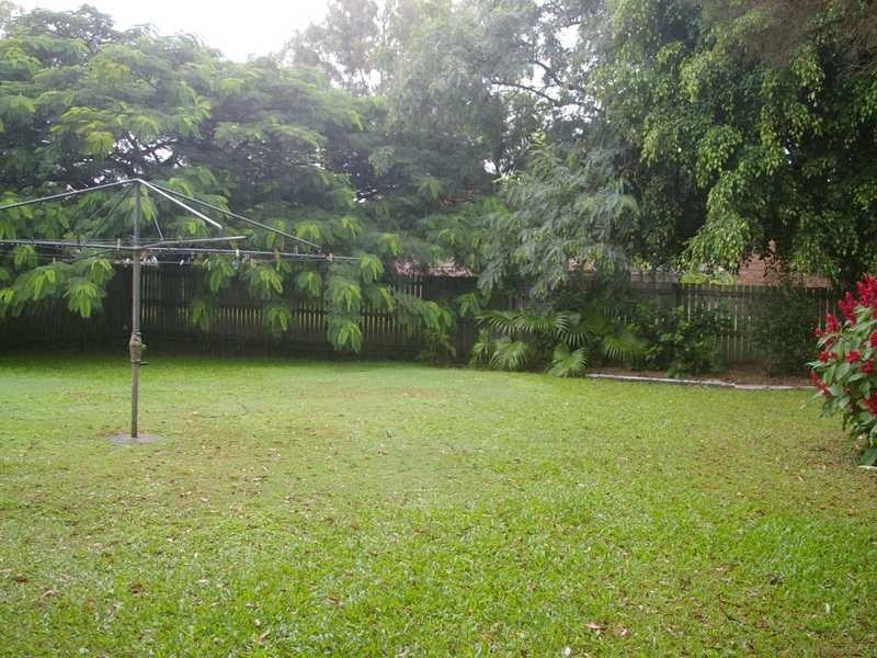 6 Ursula Street, Riverview QLD 4303