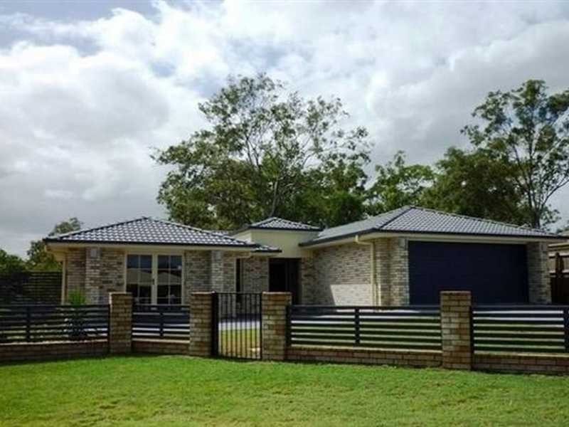 27 Benjamin Court, Yamanto QLD 4305