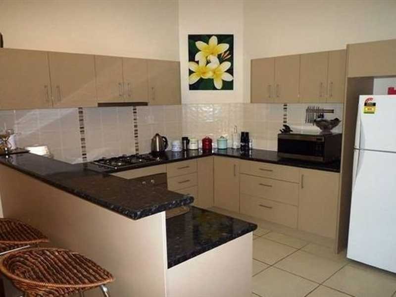 27 Benjamin Court, Yamanto QLD 4305