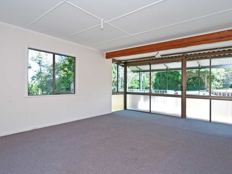 14 Roberts Street, North Ipswich QLD 4305