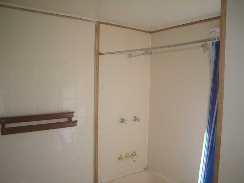 1 Creek Street, Bundamba QLD 4304