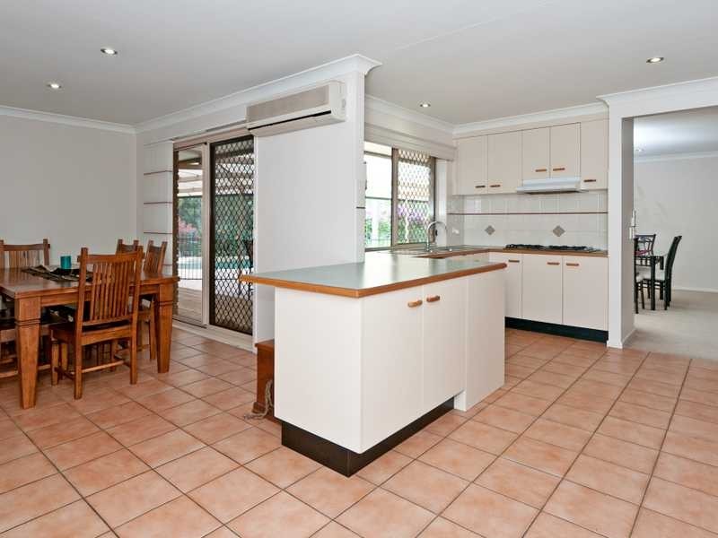 190 Lansdowne Way, Chuwar QLD 4306