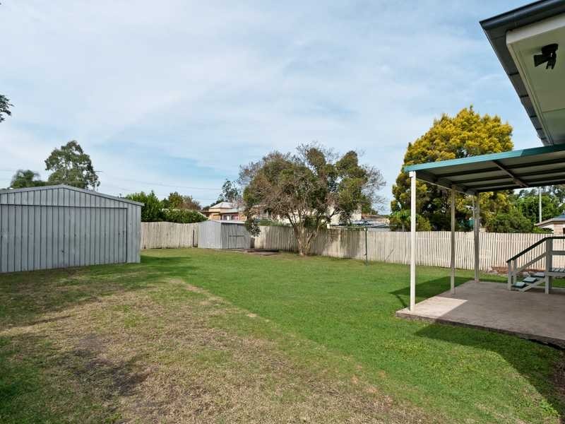 1 Orchard Street, Eastern Heights QLD 4305
