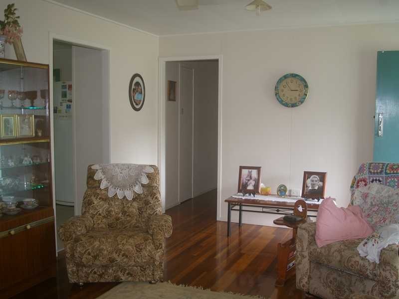 21 Wentworth Street, Leichhardt QLD 4305