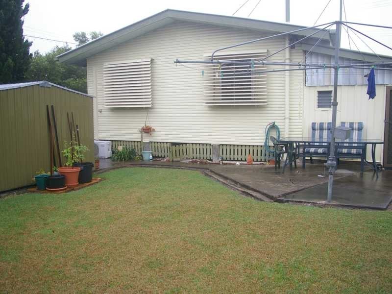 43 Grange Road, Eastern Heights QLD 4305