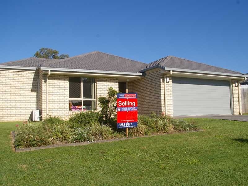 18 Burswood Close, Wulkuraka QLD 4305