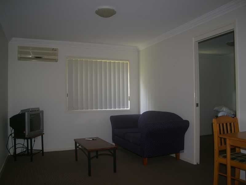 Unit 10/9 Lindsay Street, Bundamba QLD 4304