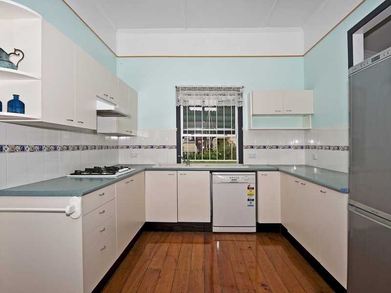 33 Pine Mountain Road, North Ipswich QLD 4305