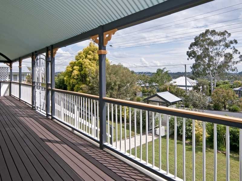33 Pine Mountain Road, North Ipswich QLD 4305