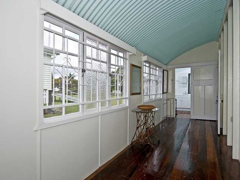 33 Pine Mountain Road, North Ipswich QLD 4305