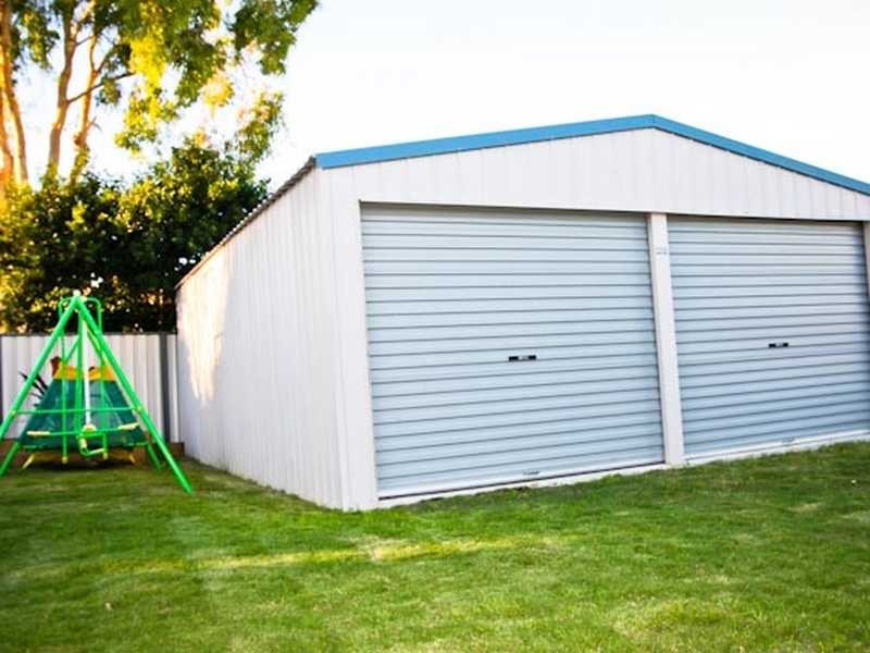 24 Phyllis Street, Eastern Heights QLD 4305
