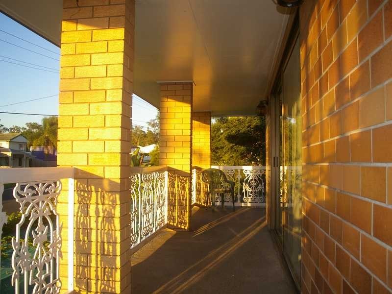 10 Mary Street, Bundamba QLD 4304