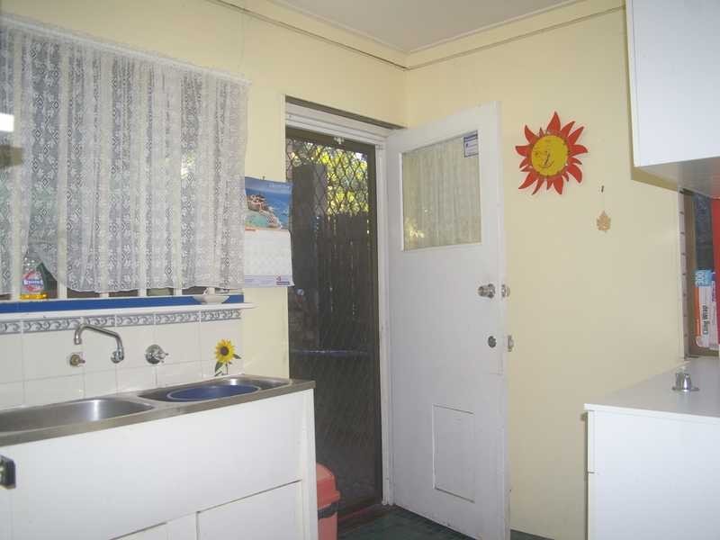 10 Mary Street, Bundamba QLD 4304