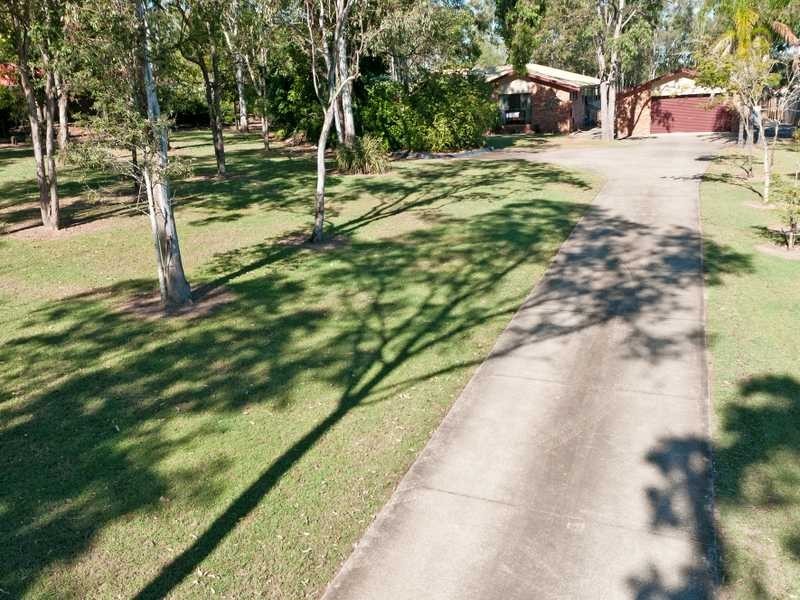 21 Arnold Street, Wulkuraka QLD 4305