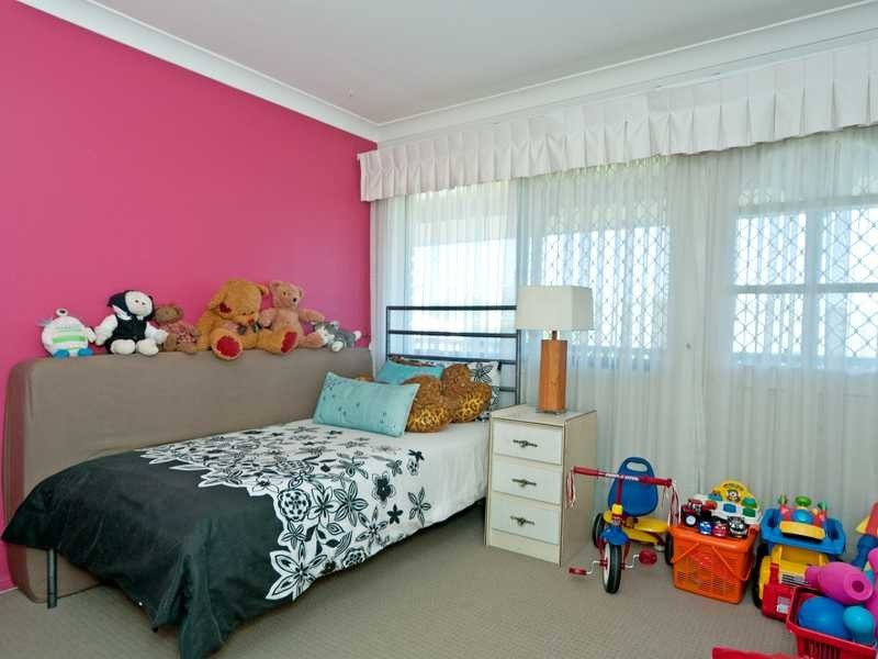 21 Arnold Street, Wulkuraka QLD 4305
