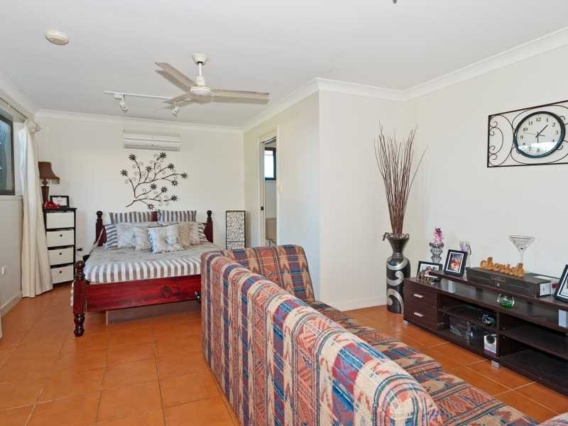 21 Arnold Street, Wulkuraka QLD 4305