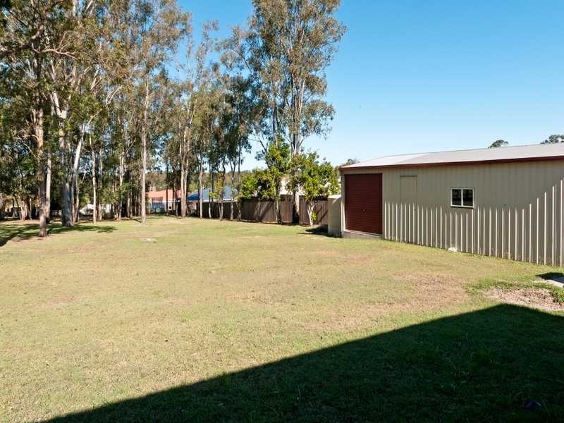 21 Arnold Street, Wulkuraka QLD 4305