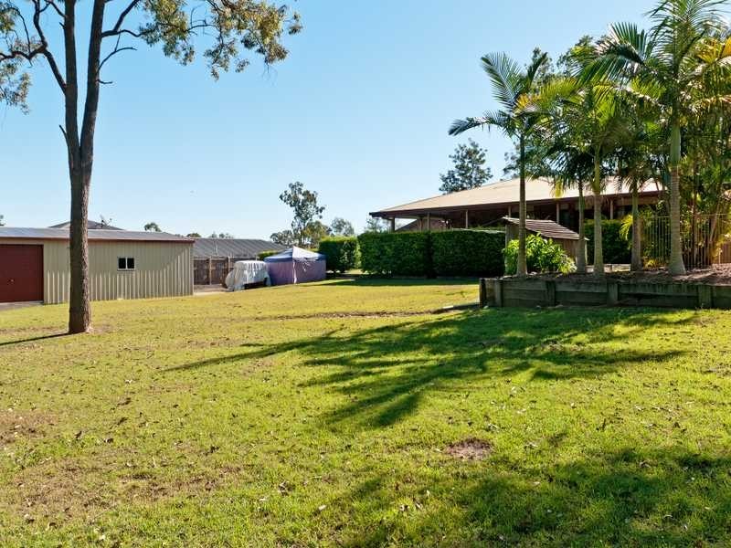 21 Arnold Street, Wulkuraka QLD 4305