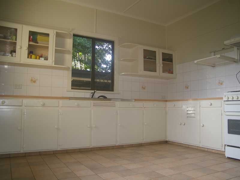 99 Brisbane Road, Booval QLD 4304