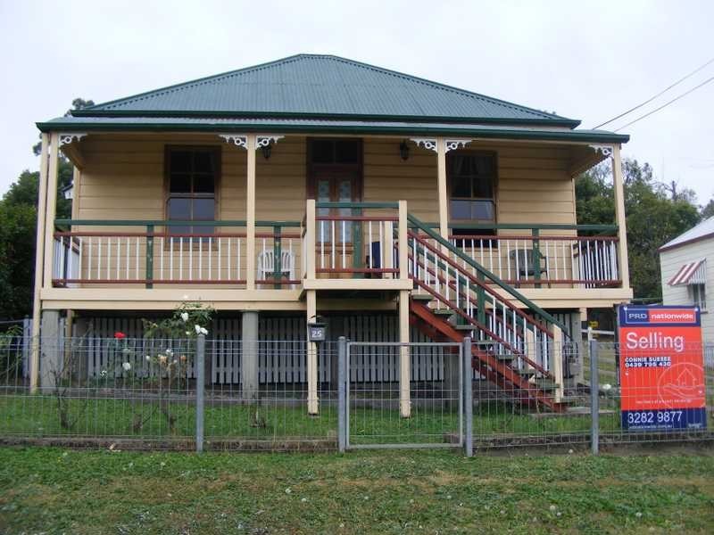 25 Moffatt Street, Ipswich QLD 4305